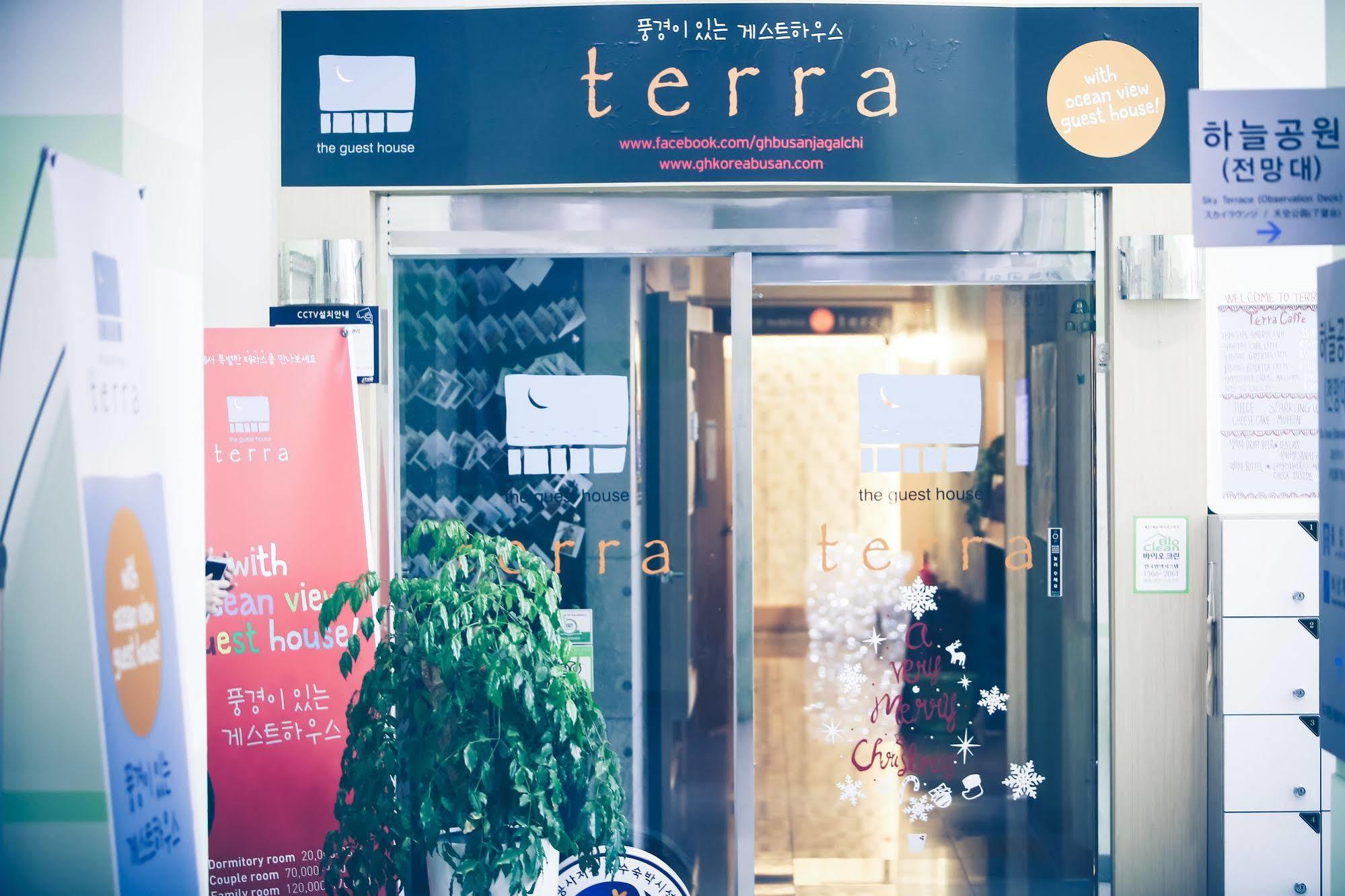 Terra Guesthouse ปูซาน ภายนอก รูปภาพ