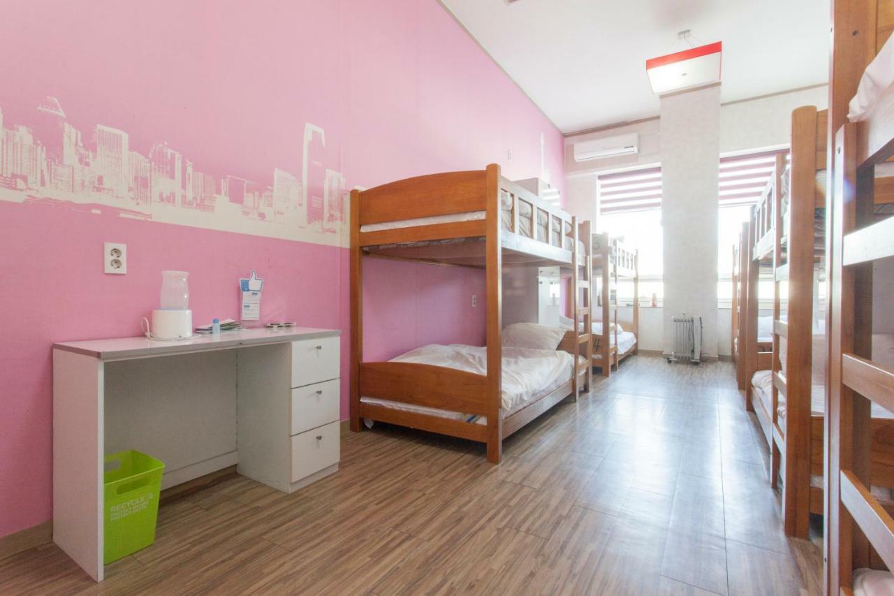 Terra Guesthouse ปูซาน ภายนอก รูปภาพ